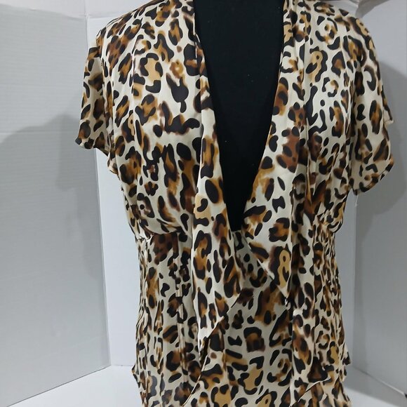 Agora Women's Cheetah Top Short Sleeve side zip Blouse Size XL - Picture 3 of 12